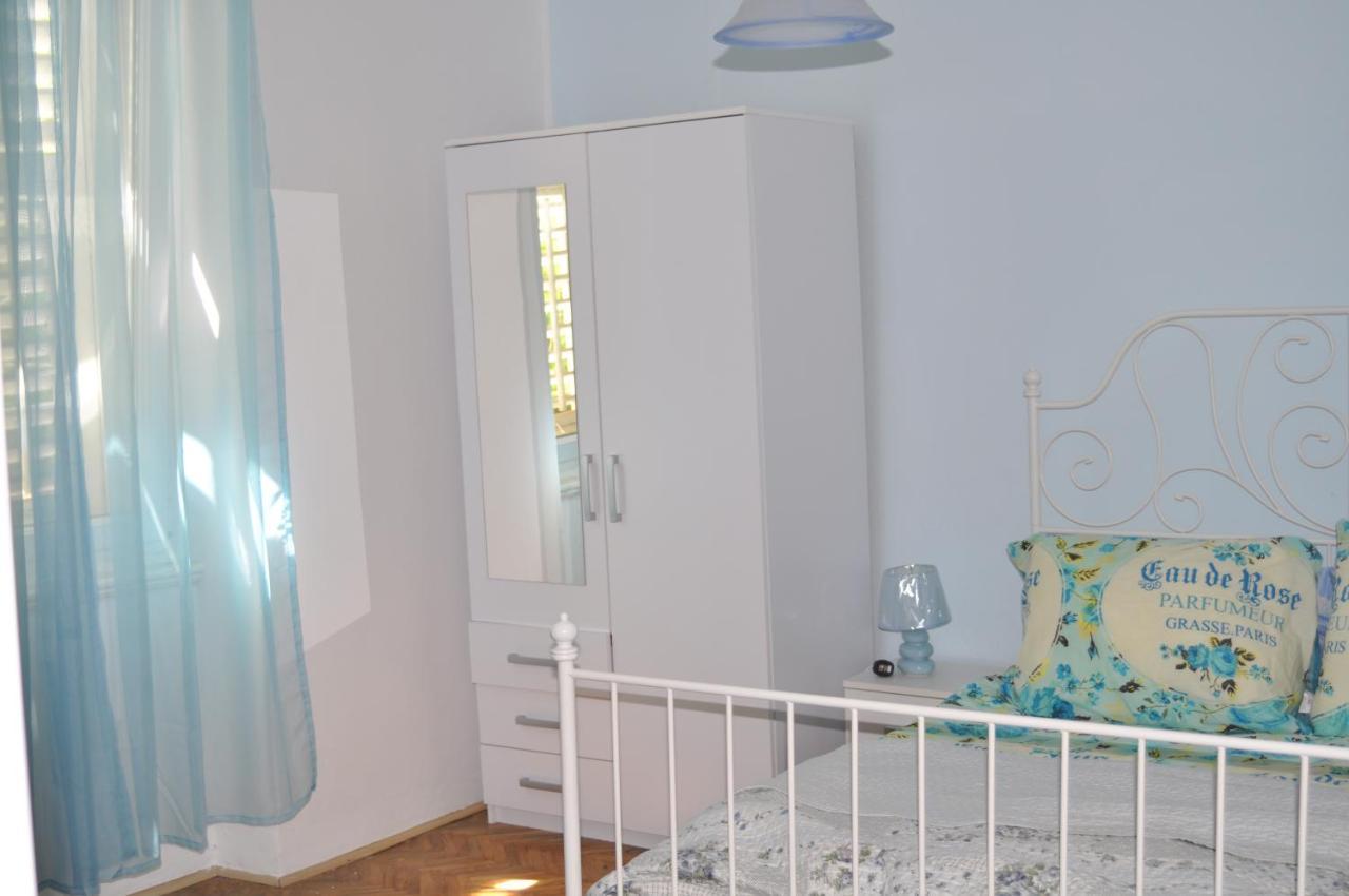 Olivera Apartments Pula Bagian luar foto