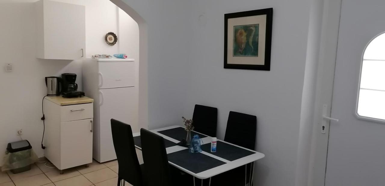 Olivera Apartments Pula Bagian luar foto